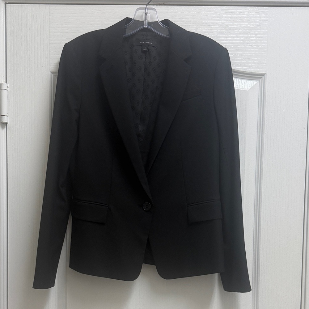 Ann Taylor Elegant Black Blazer